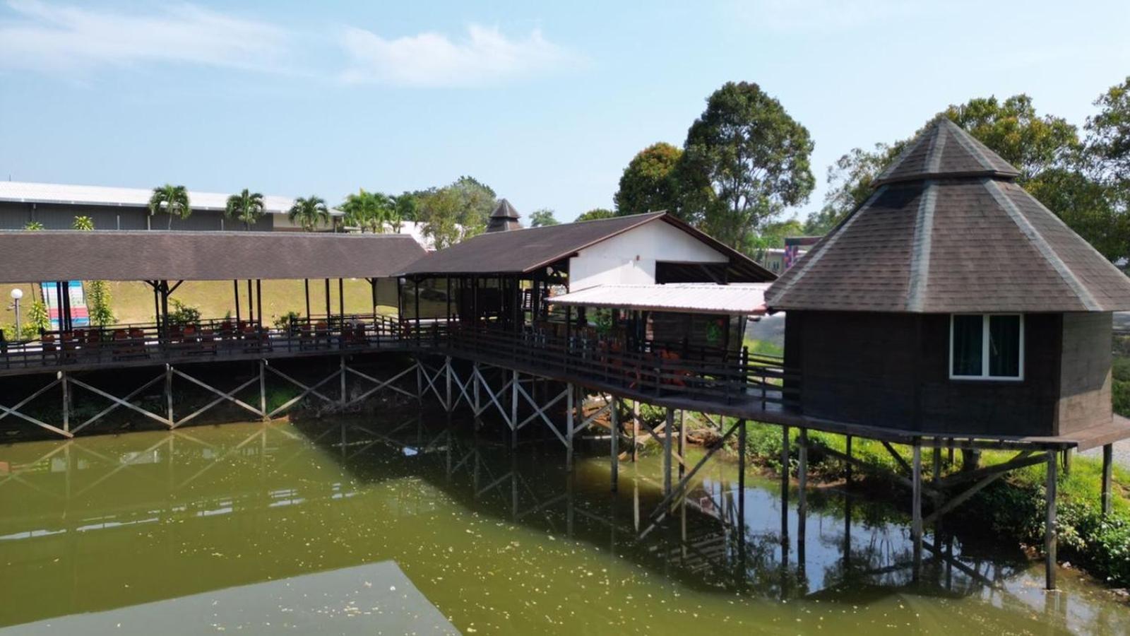 Putra Sentosa Retreat Camp, Sematan酒店 外观 照片