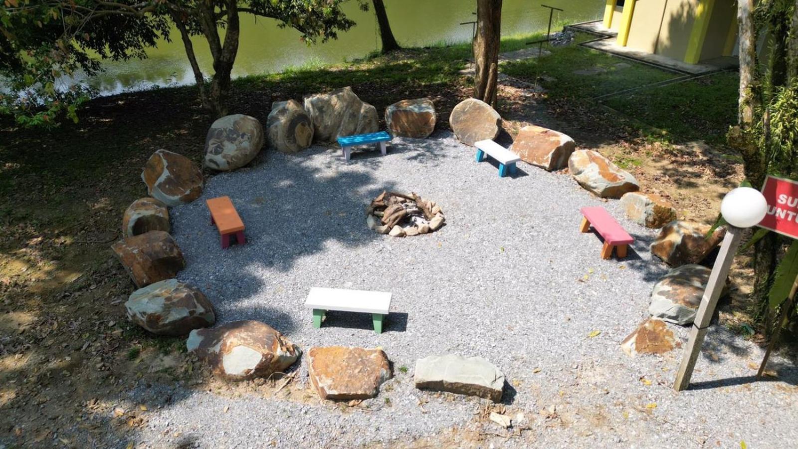 Putra Sentosa Retreat Camp, Sematan酒店 外观 照片