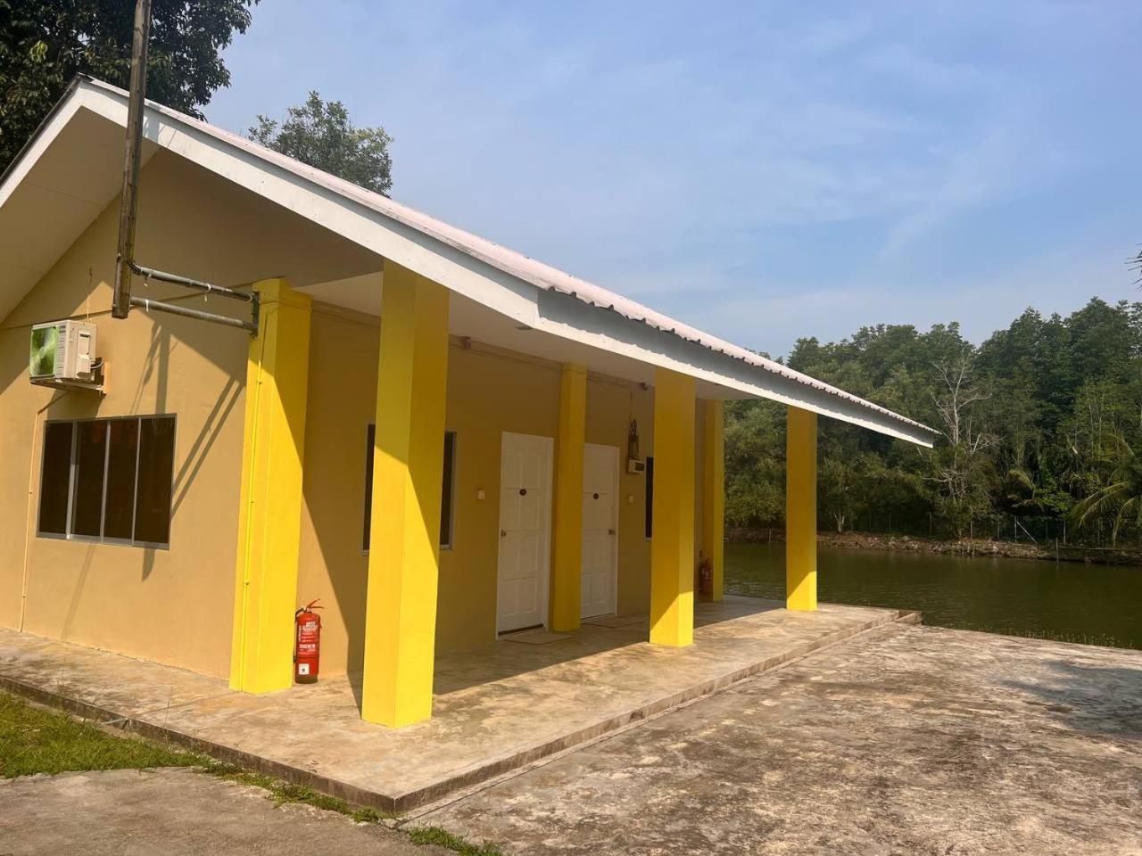Putra Sentosa Retreat Camp, Sematan酒店 外观 照片