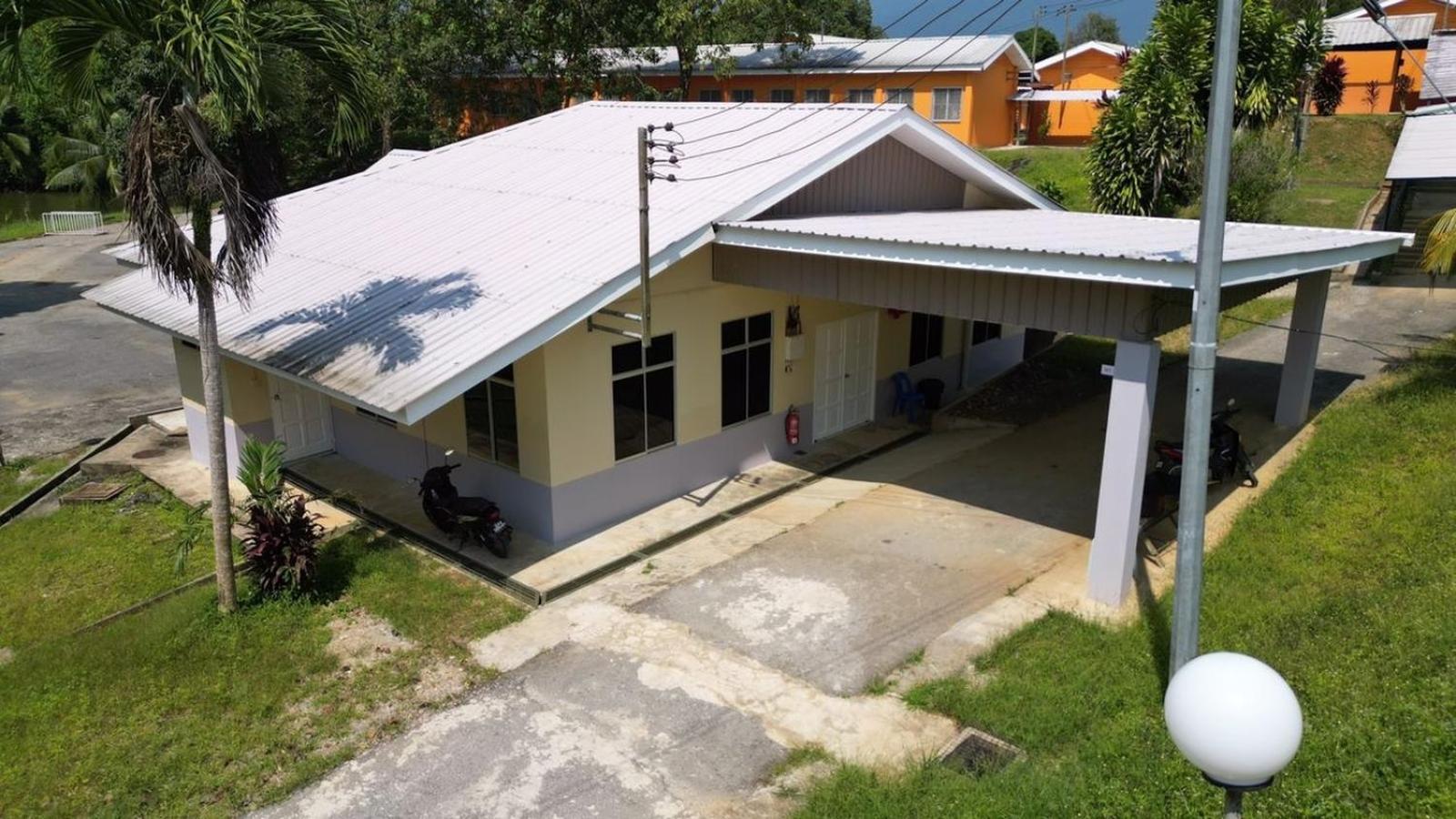 Putra Sentosa Retreat Camp, Sematan酒店 外观 照片